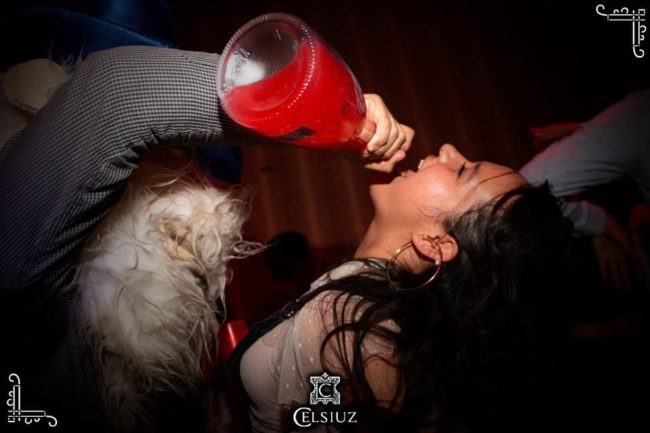 bares discotecas conocer chicas Ciudad de Oaxaca tener sexo