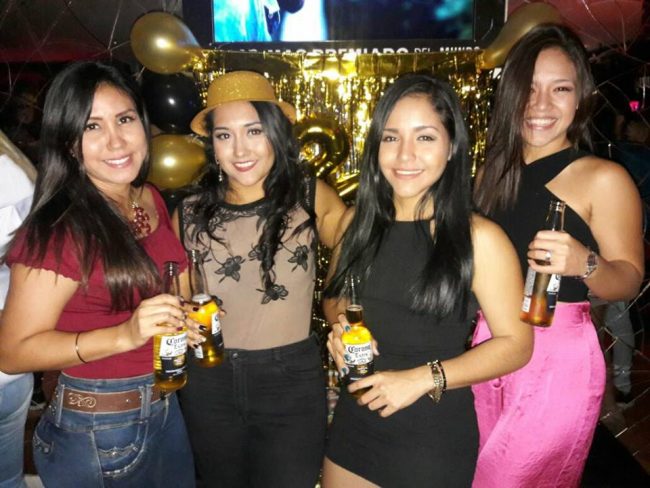 bares discotecas conocer chicas Guayaquil tener sexo Ecuador